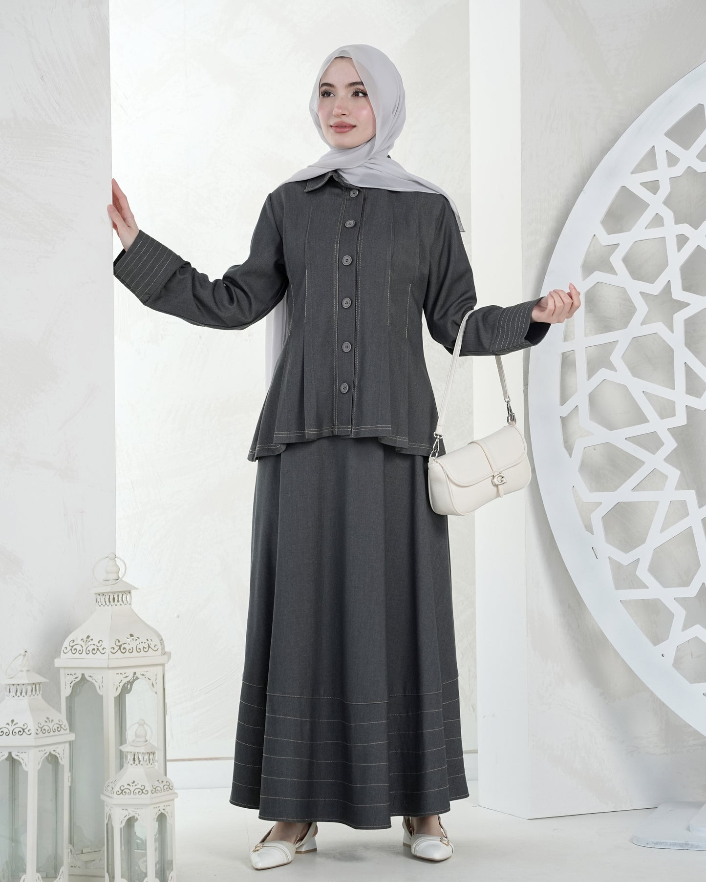 طقم قطعتين دنيم ناعم بتصميم عصري