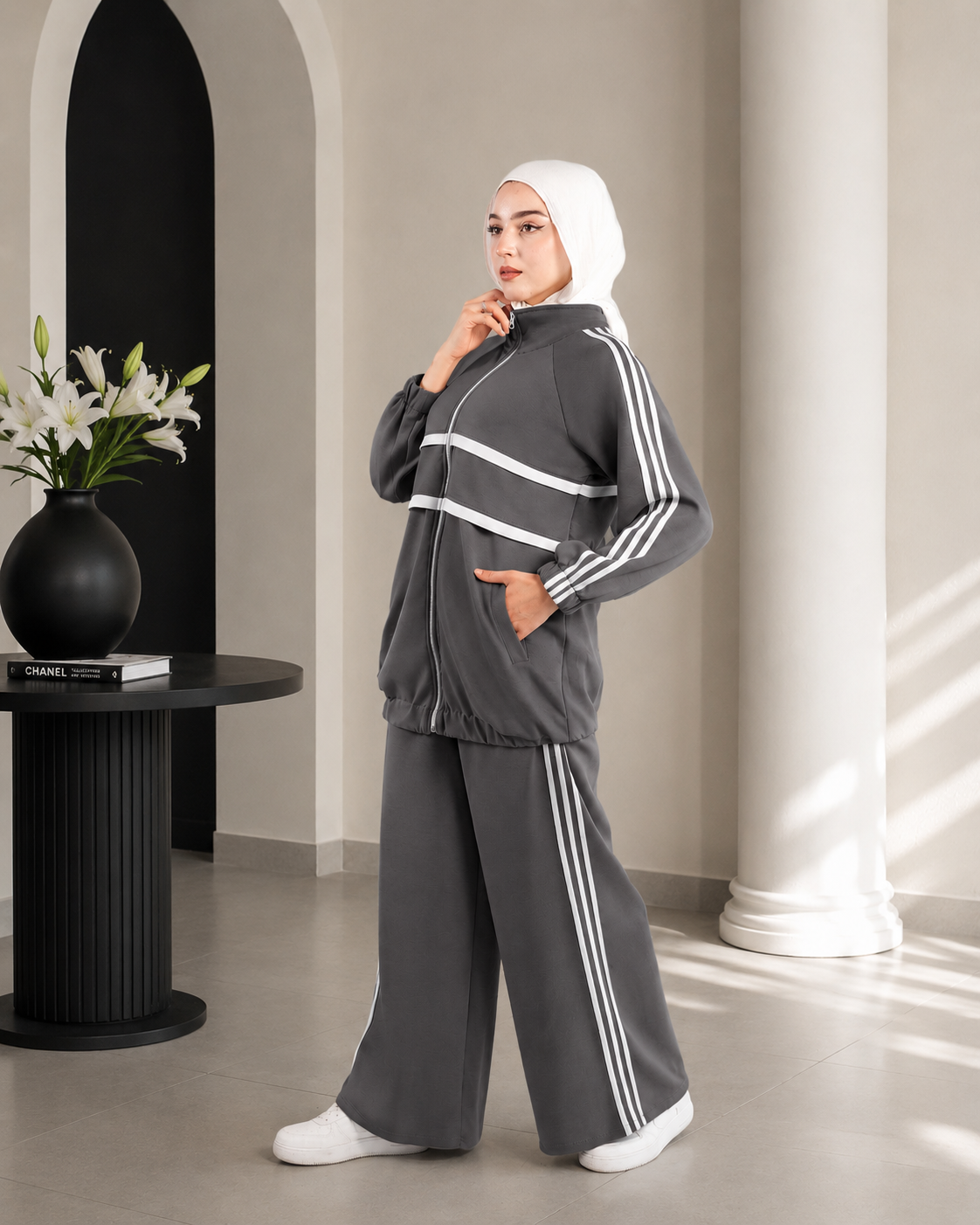 طقم سبورت بخطوط عصرية